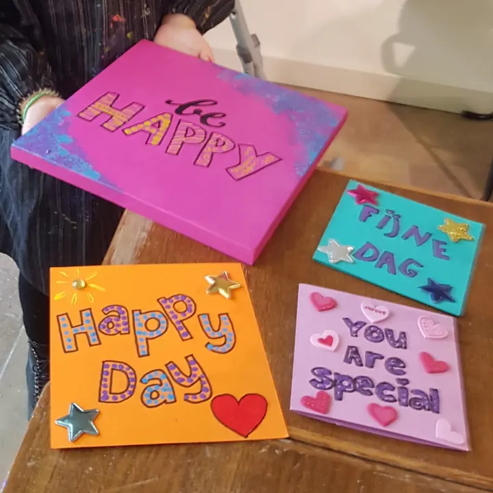 Handletteren op doek